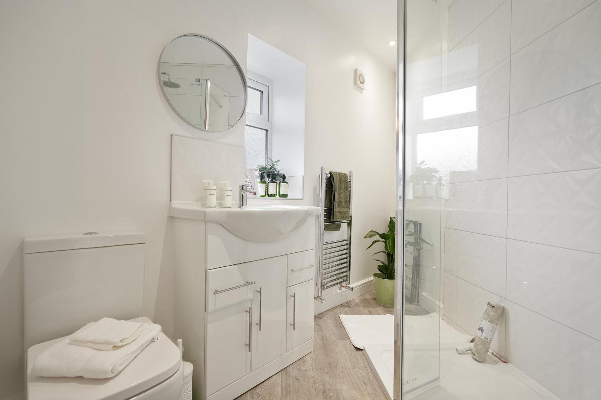 Sheffield Apt, Free Parking, Perfect For Workers Stannington  Extérieur photo